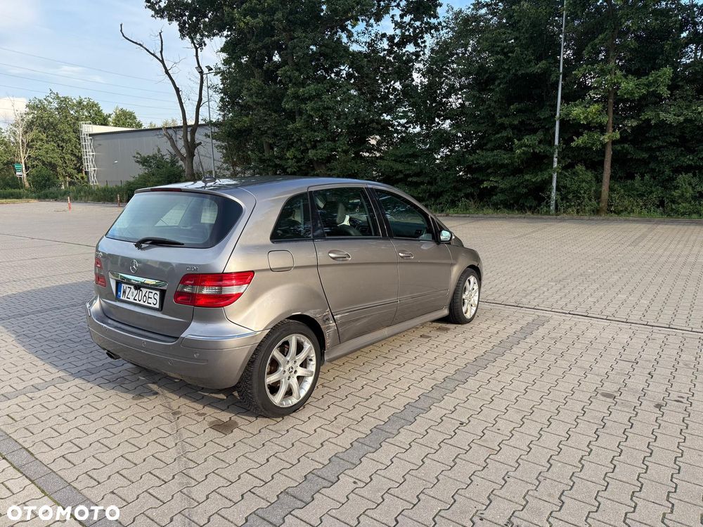 Mercedes-Benz Klasa B - 2