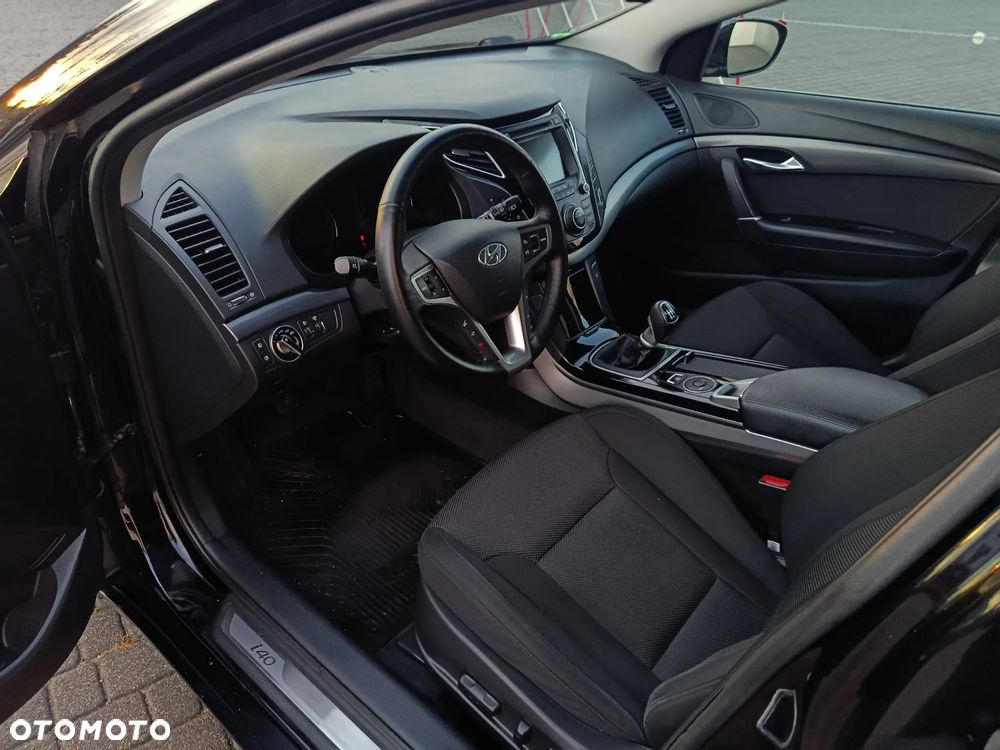 Hyundai i40 Kombi 2.0 Family - 18