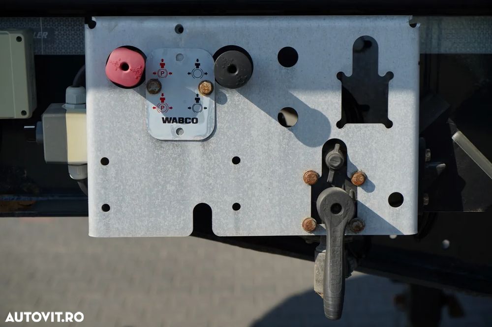 Schwarzmuller BASCĂLĂTOR TERMIC / PENTRU ASFALT / 25 m³ / BACĂLĂTOR / AXĂ RIDICATĂ / SAF / PRELATĂ ELECTRICĂ - 18