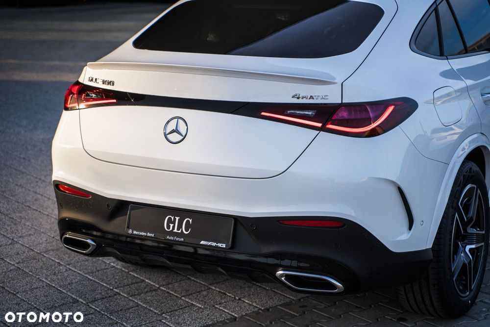 Mercedes-Benz GLC - 9