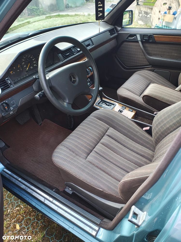 Mercedes-Benz W124 (1984-1993) - 8