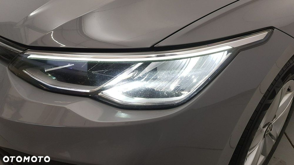 Volkswagen Golf - 10