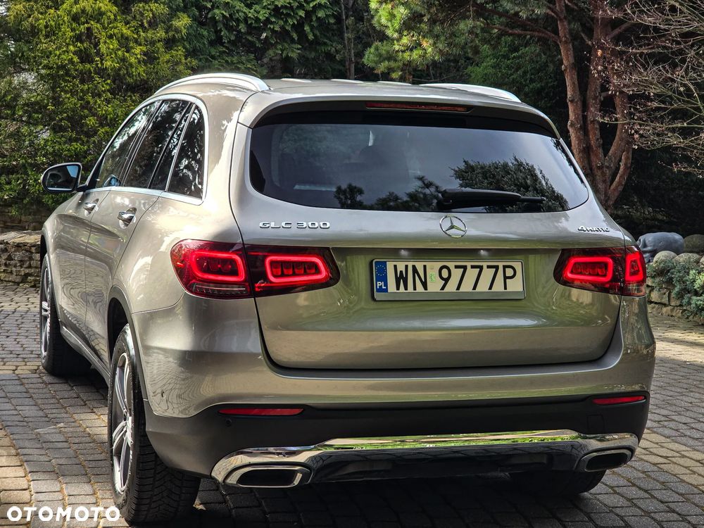 Mercedes-Benz GLC 300 4Matic 9G-TRONIC - 6