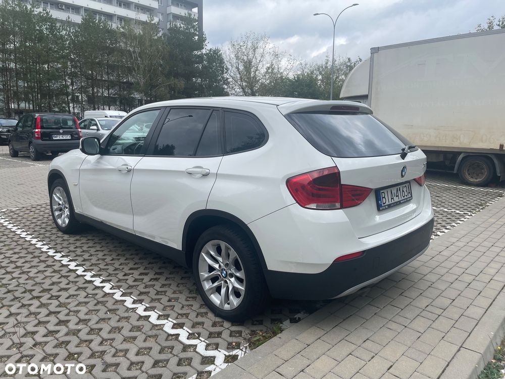 BMW X1 xDrive18d - 3