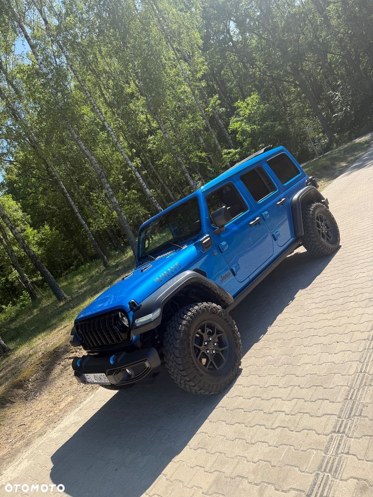 Jeep Wrangler - 11