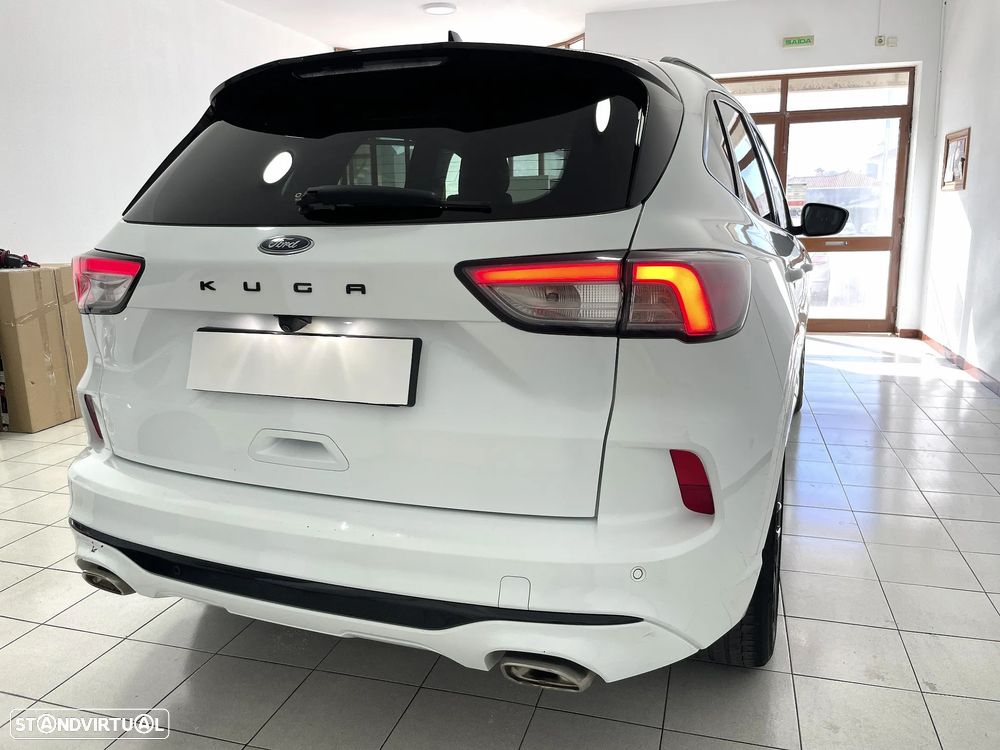 Ford Kuga 1.5 EcoBoost ST-Line X - 19