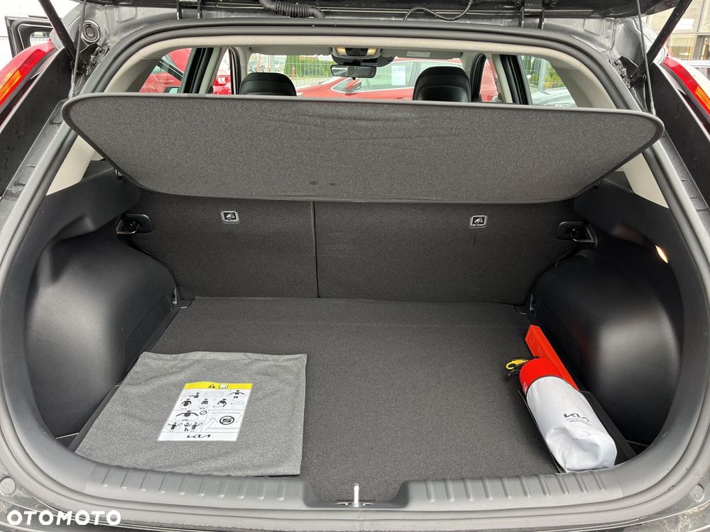 Kia Niro 1.6 GDI Hybrid M - 17