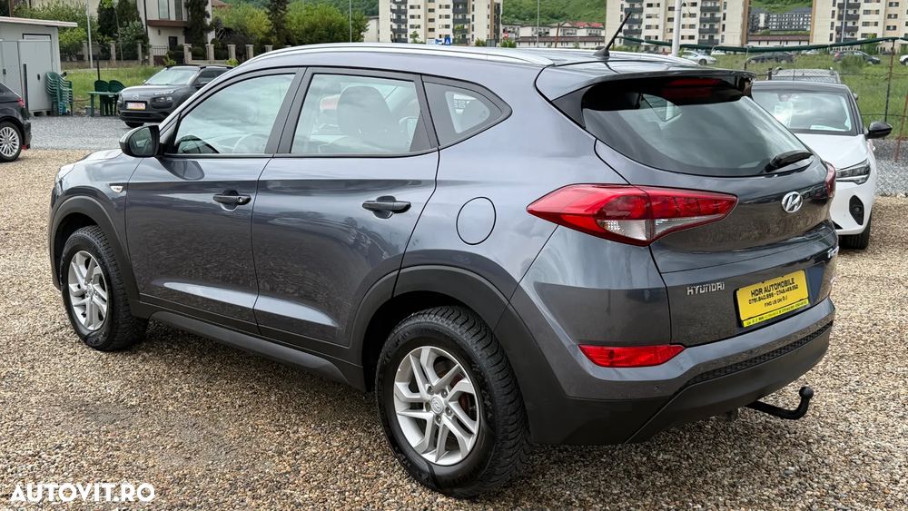 Hyundai Tucson 2.0 CRDI 4WD 6MT Style - 8