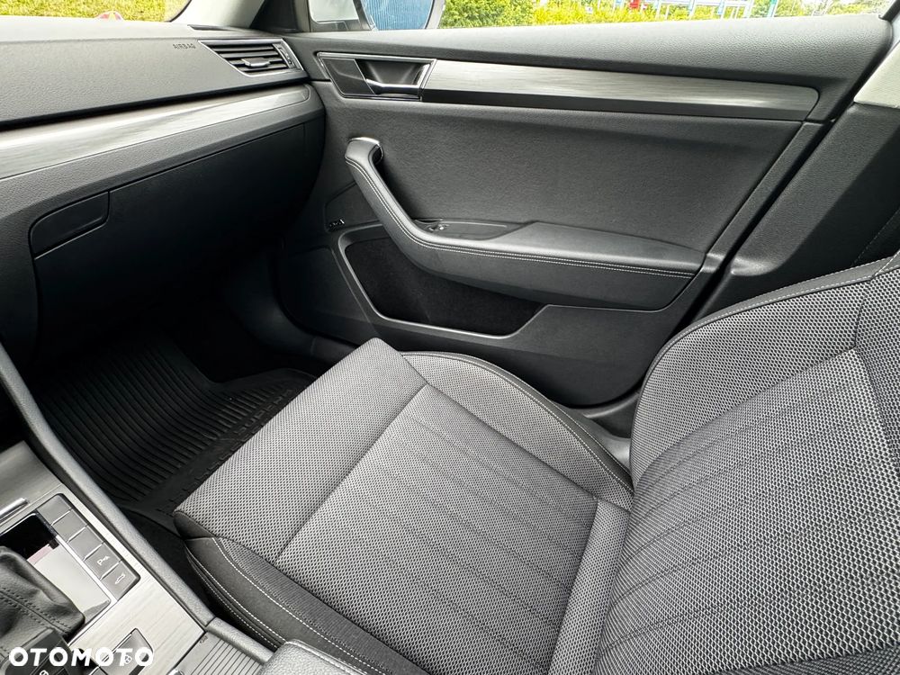 Skoda Superb 2.0 TDI SCR 4x4 Style DSG - 15