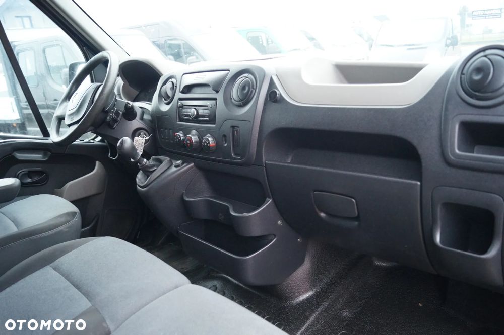 Renault Master - 25