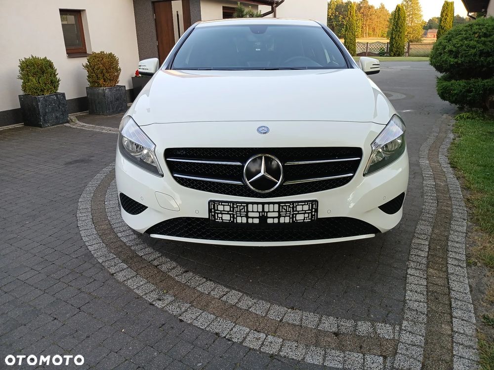 Mercedes-Benz Klasa A 180 BlueEfficiency Edition - 3