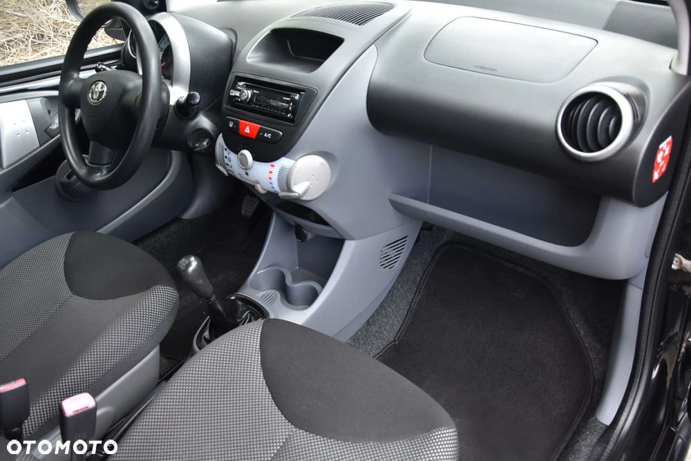 Toyota Aygo 1.0 VVT-i Luna EU5 - 23