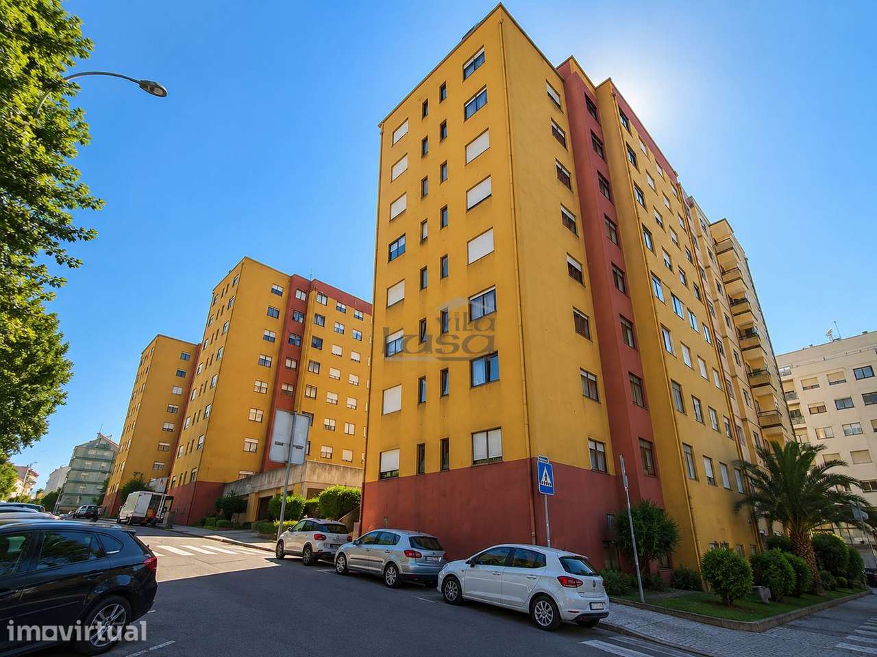 T2 com garagem junto ao El Corte Inglés  Paço de Rei, Vila Nova de ... - Grande imagem: 2/18