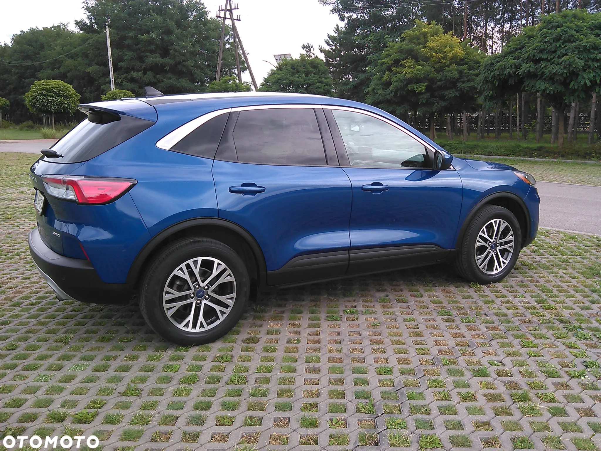 Ford Kuga - 9