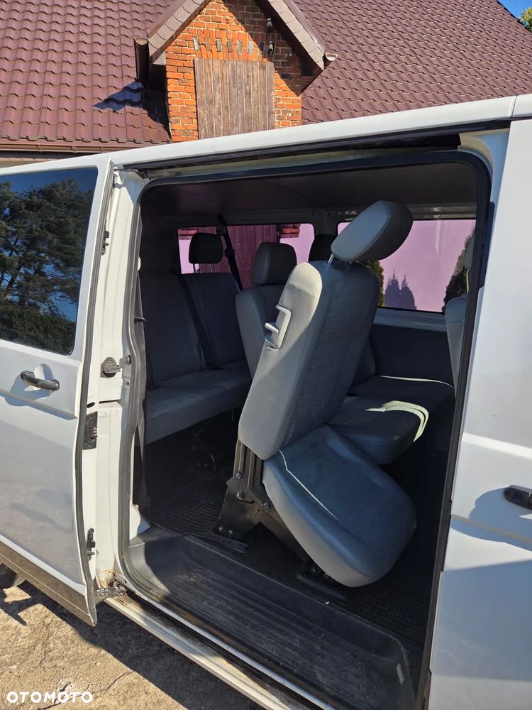 Volkswagen Transporter - 4