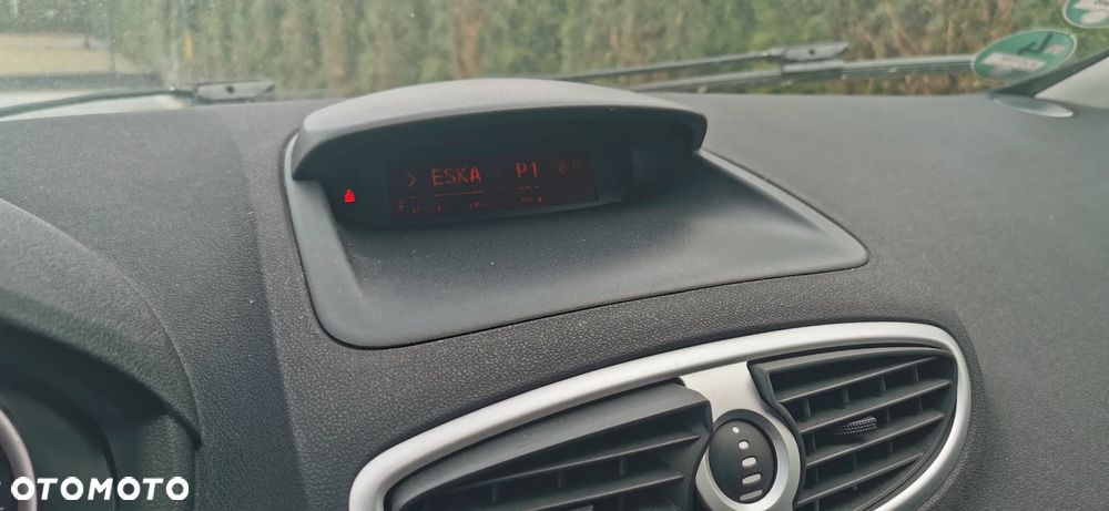 Renault Clio 1.2 16V Ripcurl - 3