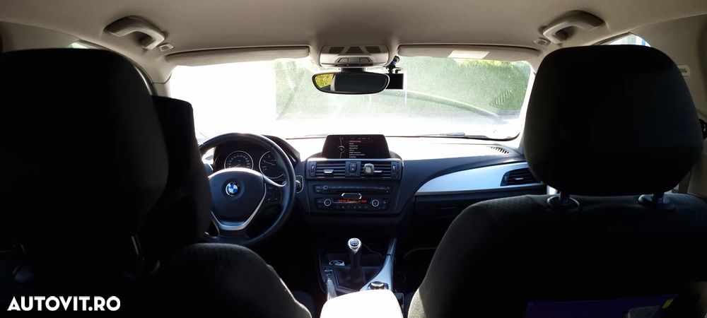 BMW Seria 1 120d xDrive - 10