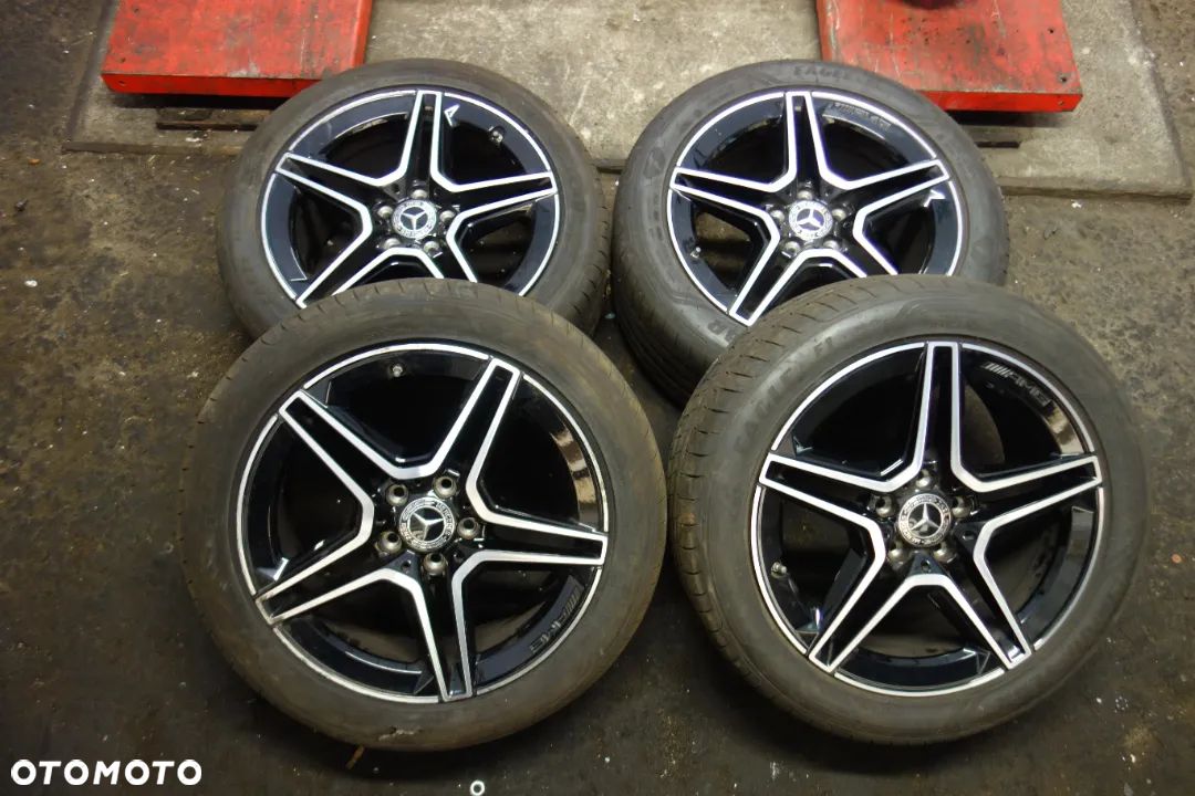 KOMPLET FELG ALUSY MERCEDES W213 LIFT AMG 18 ET 43 8JXH2.H - 1