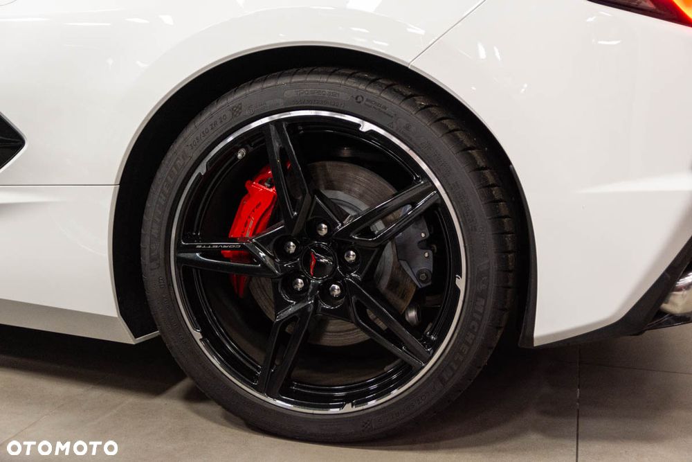 Chevrolet Corvette - 7