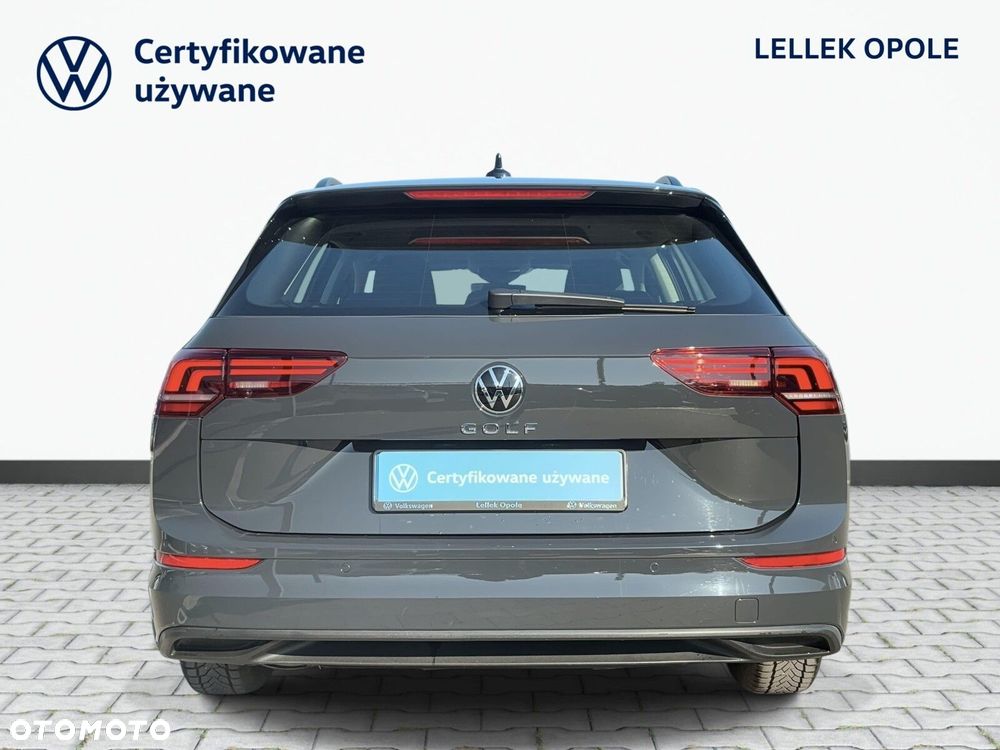 Volkswagen Golf Variant - 8