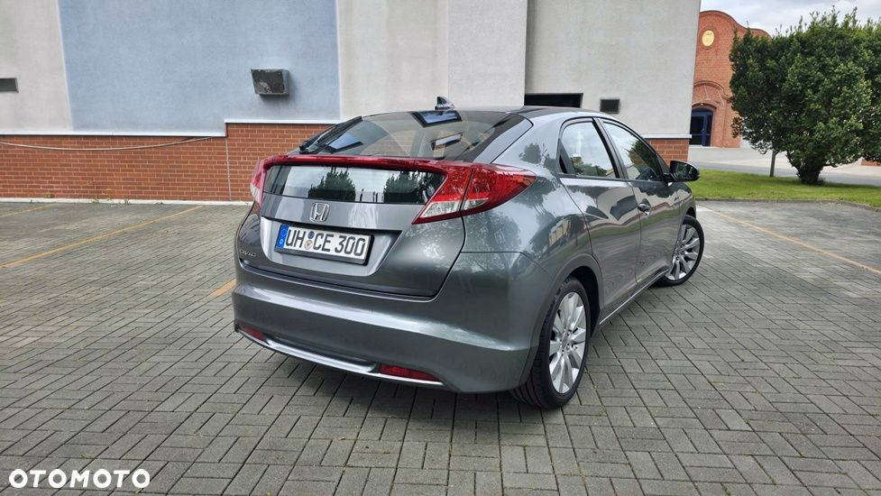 Honda Civic 1.8 i-VTEC Executive - 5