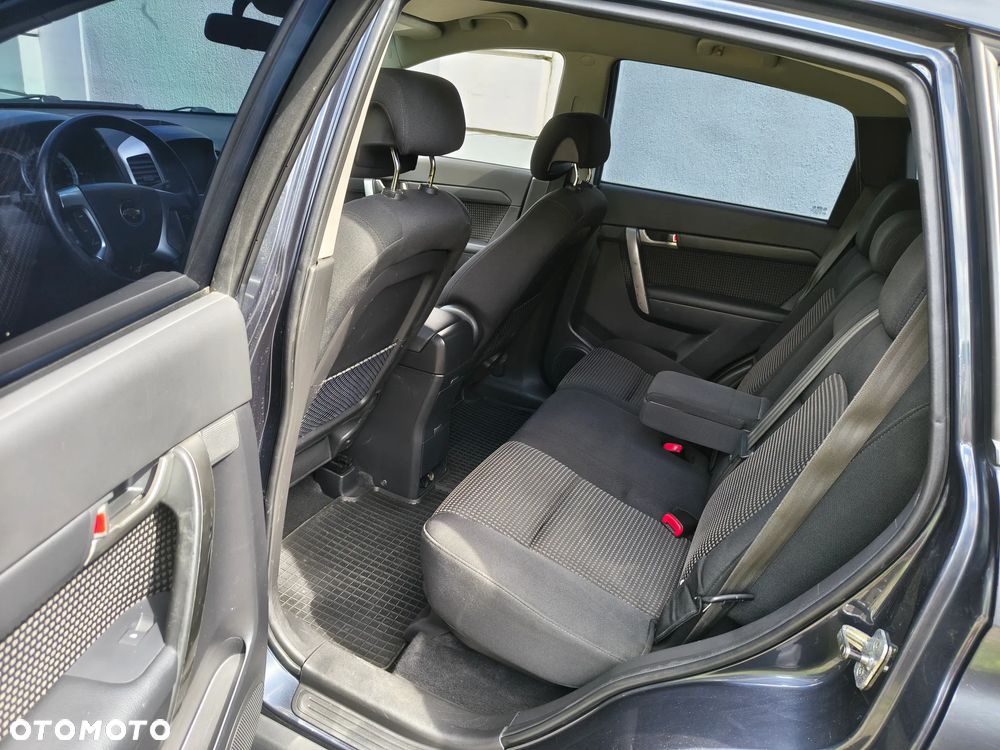 Chevrolet Captiva 2.4 2WD 5 Sitzer LS - 11
