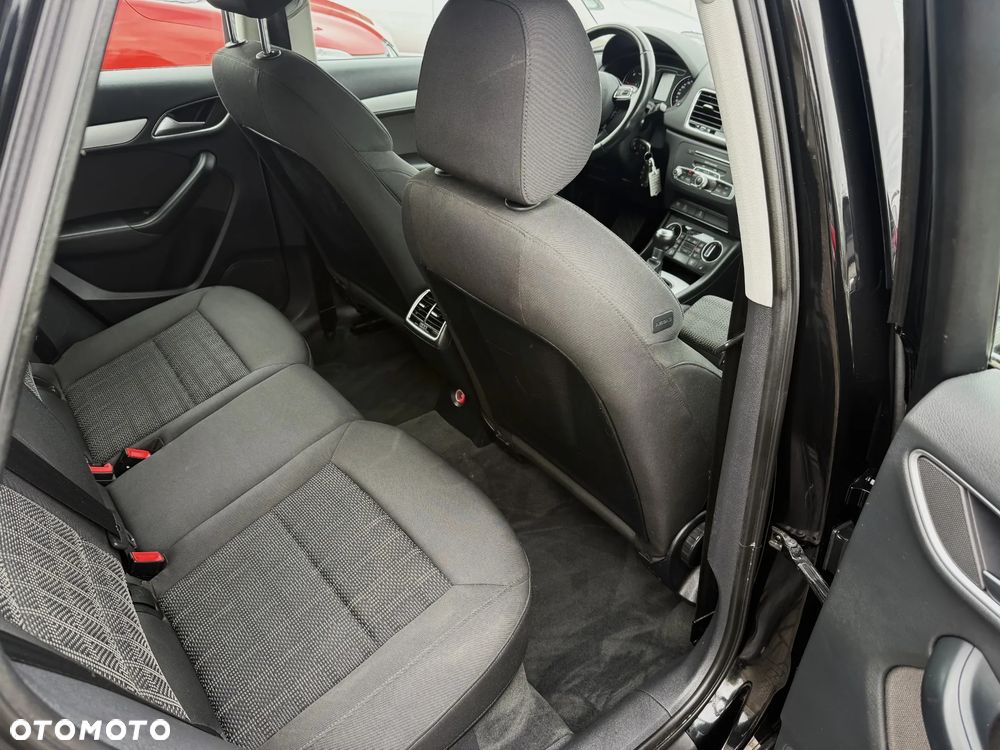 Audi Q3 2.0 TDI S tronic design - 12