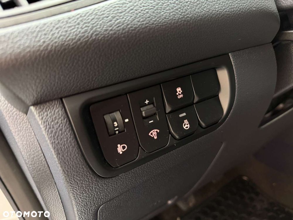 Kia Rio - 26