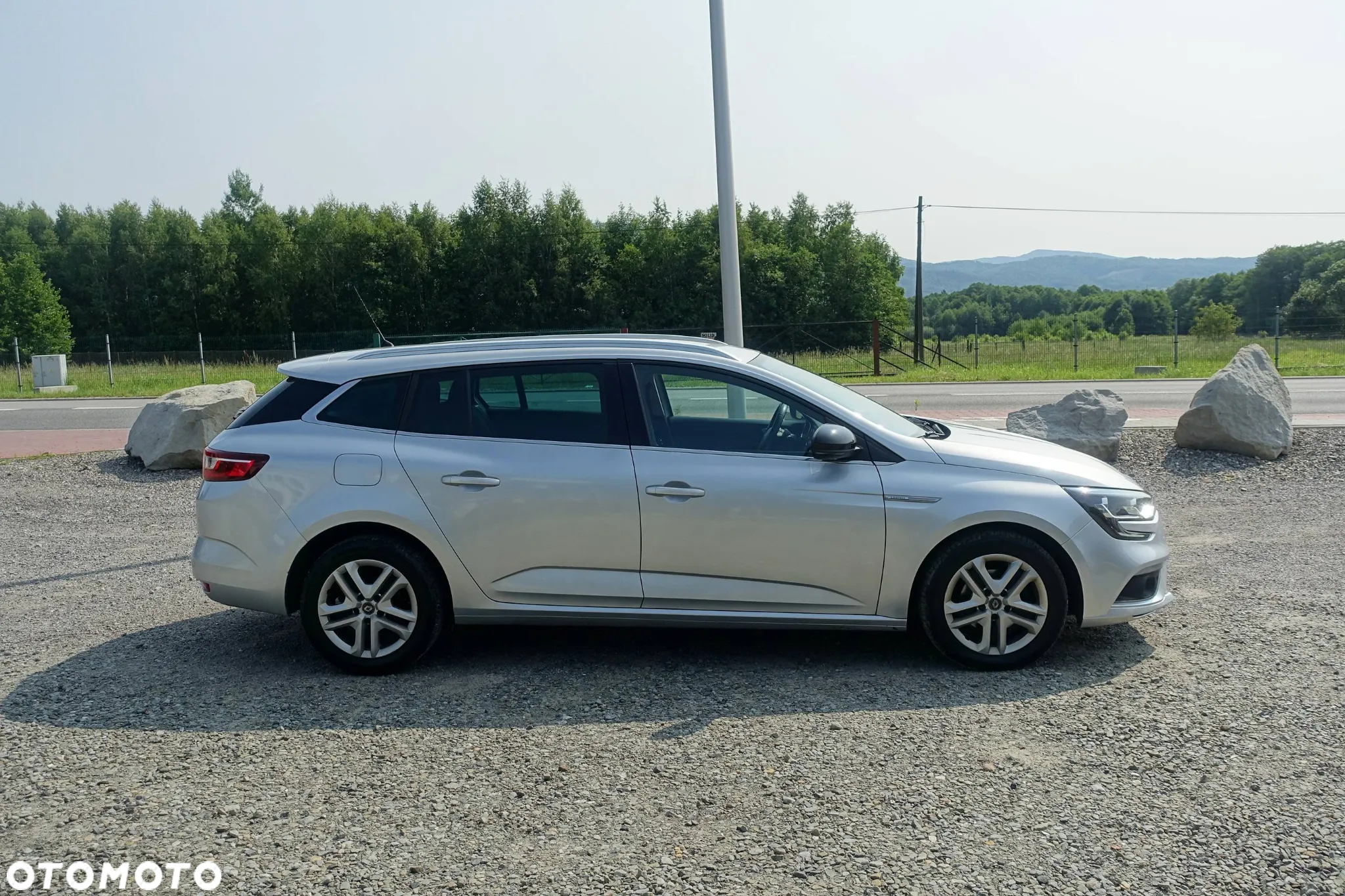 Renault Megane 1.3 TCe FAP Limited EDC - 4