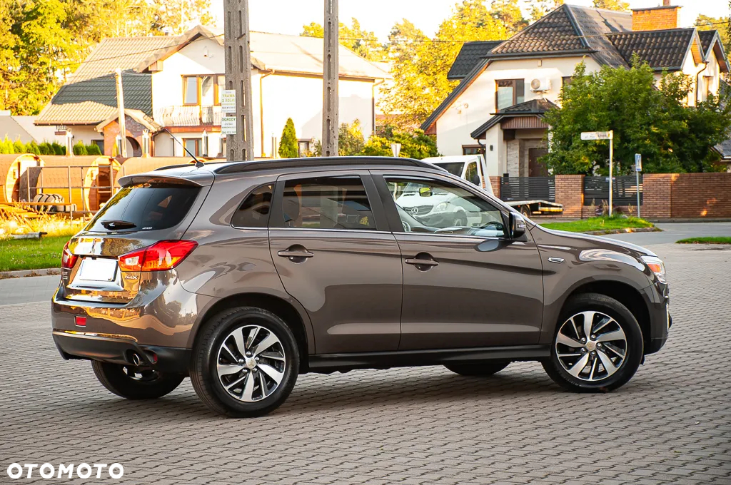 Mitsubishi ASX 1.8 DI-D 4WD Intense - 14