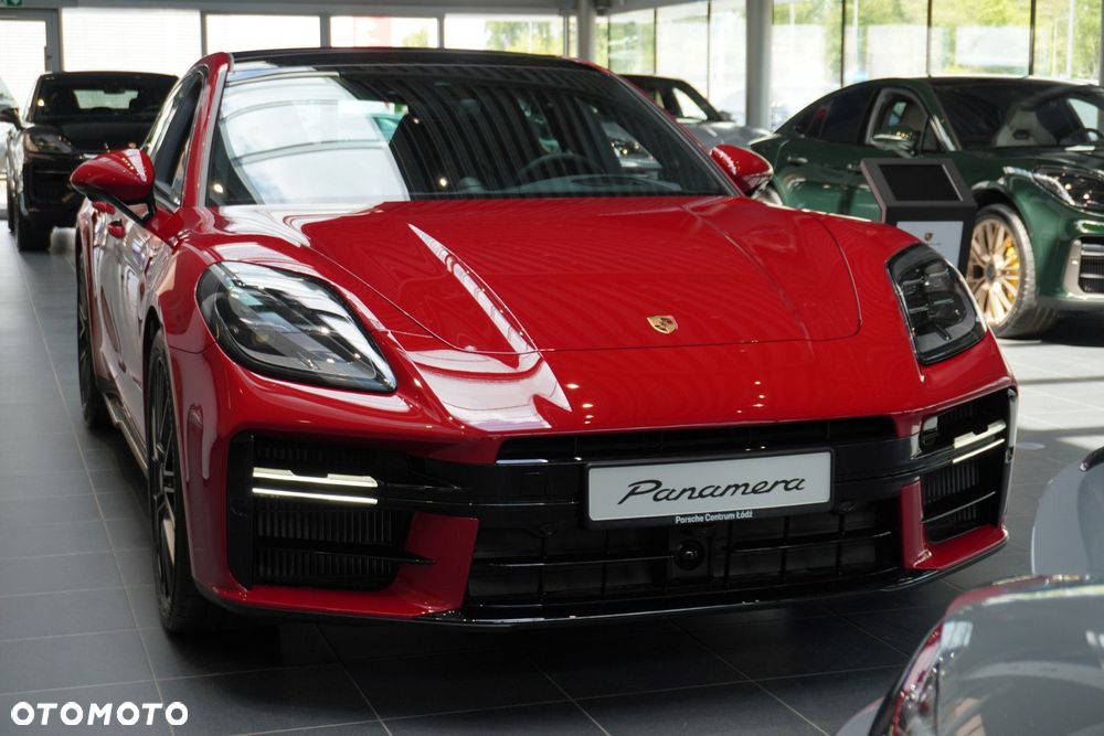Porsche Panamera - 3