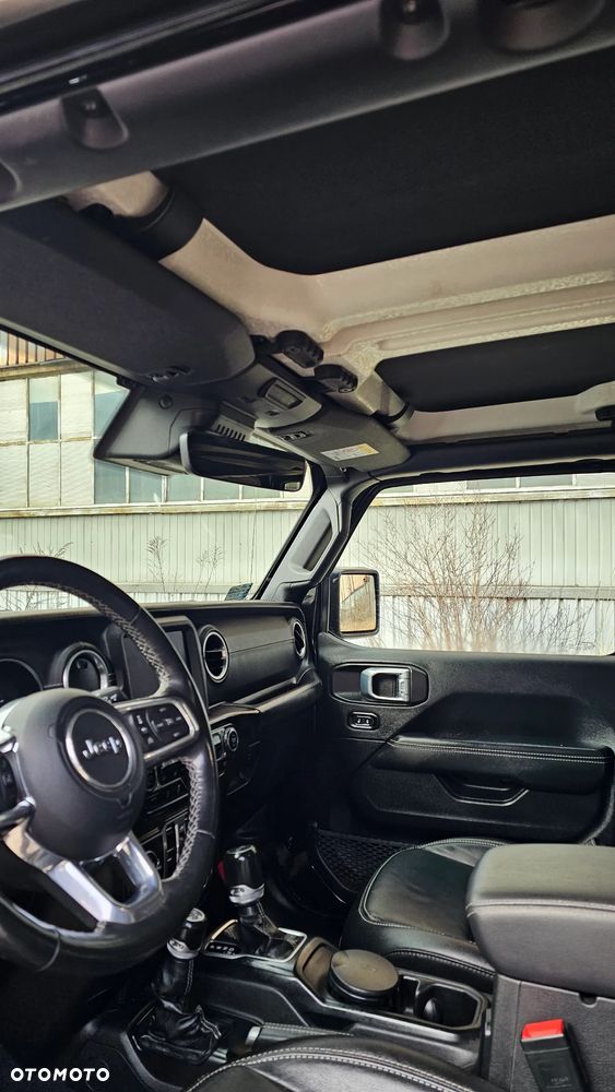 Jeep Wrangler Unlimited GME 2.0 Turbo Sahara - 16