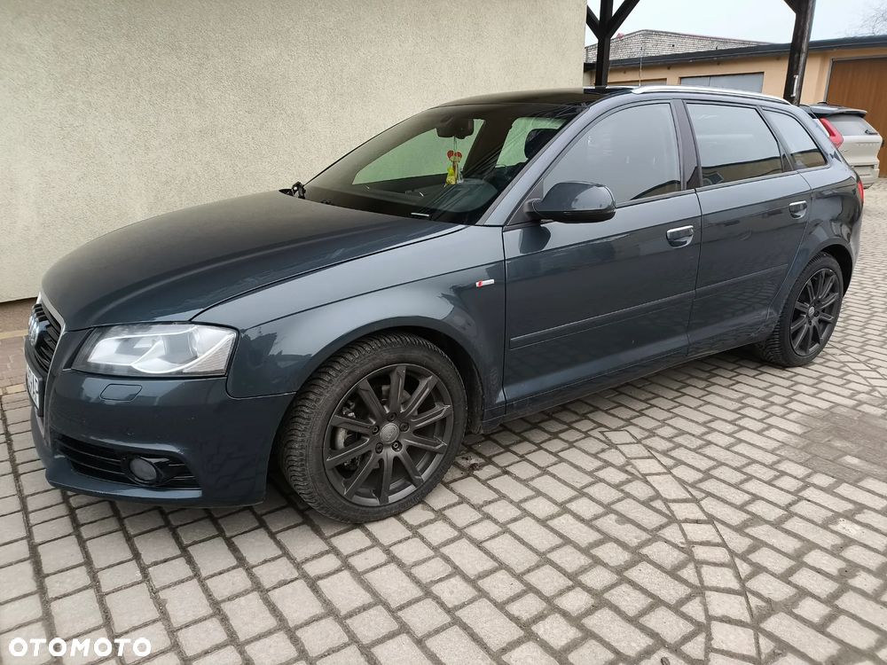 Audi A3 Sportback 2.0 TDI DPF Quattro Ambition - 2