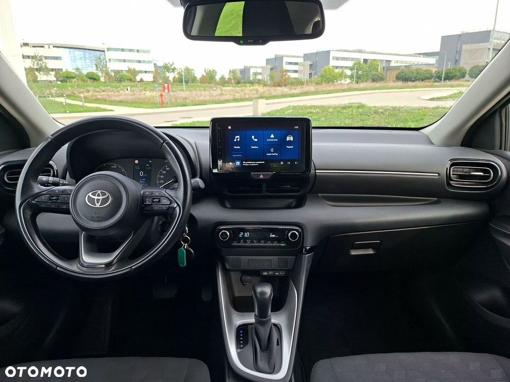 Toyota Yaris - 15