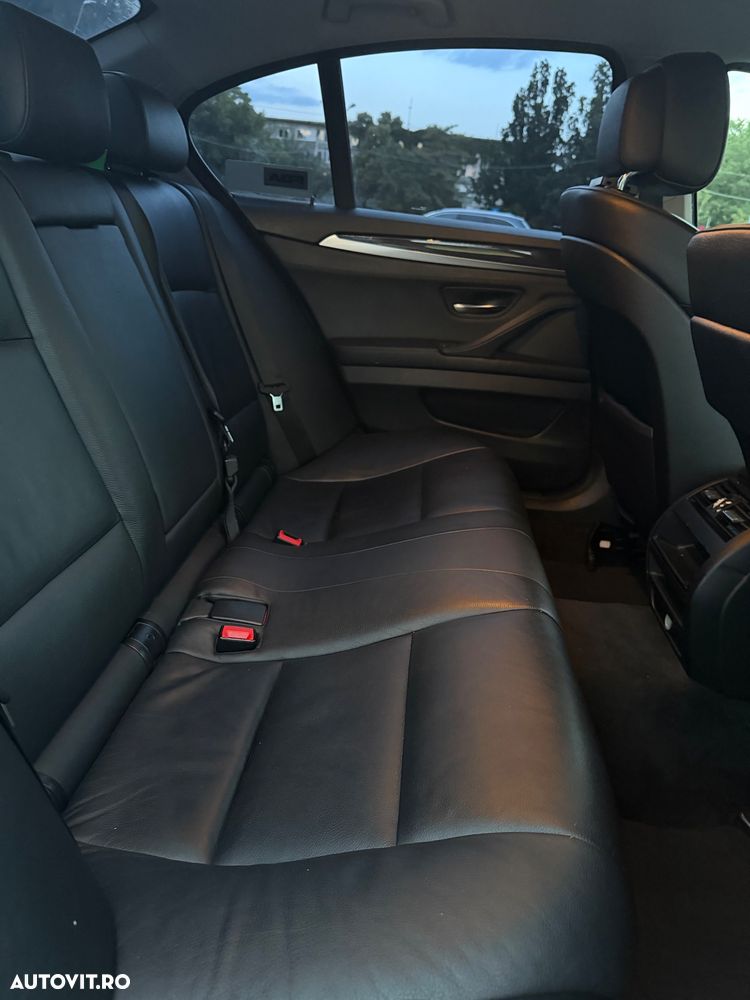 BMW Seria 5 520d xDrive - 8
