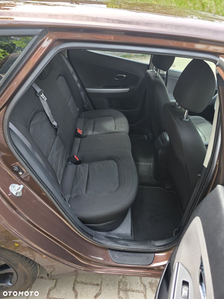Kia Ceed - 6