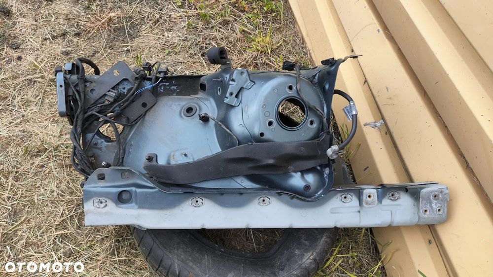 ĆWIARTKA PODŁUŻNICA FARTUCH LEWY PRZÓD INSTALACJA WIĄZKA LAMPY XENON MERCEDES SL R230 W230