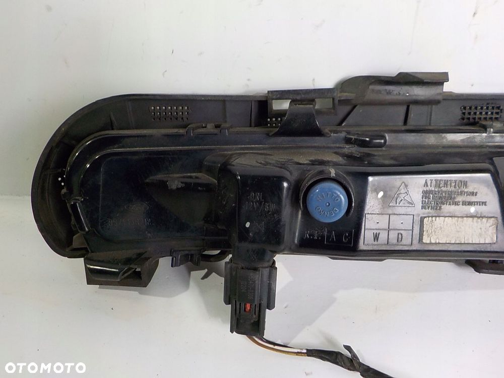 FORD MONDEO IV MK4 LIFT LAMPA PRAWA PRZEDNIA LISTWA HALOGEN LED DRL - 6