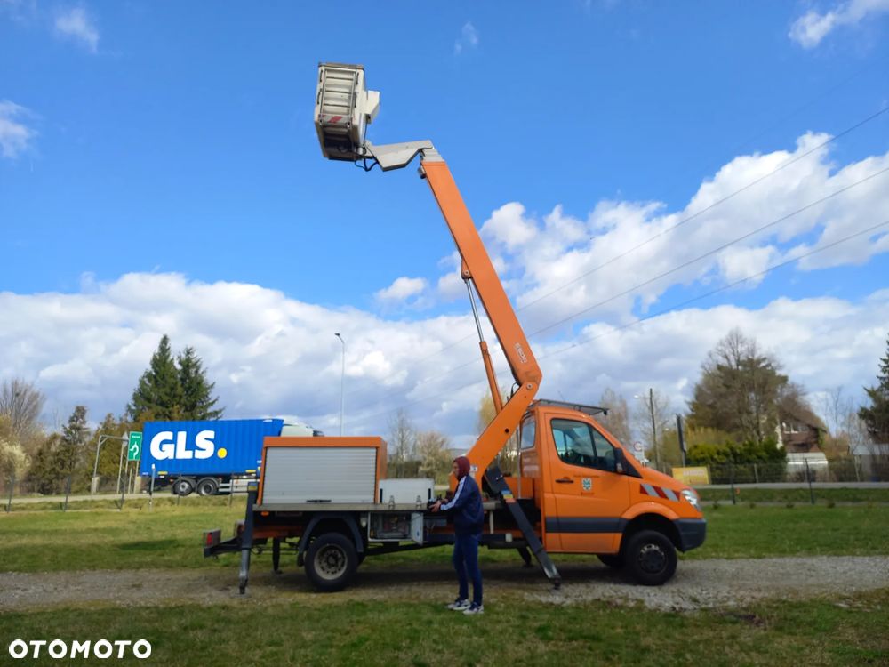 Mercedes-Benz SPRINTER - 34