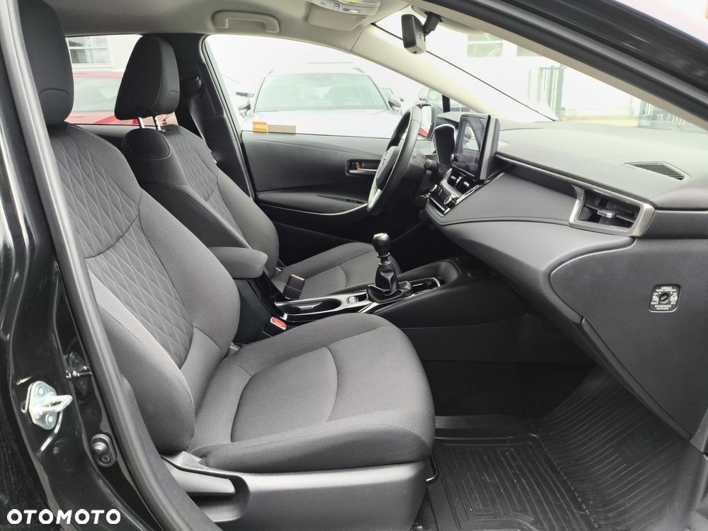 Toyota Corolla - 9