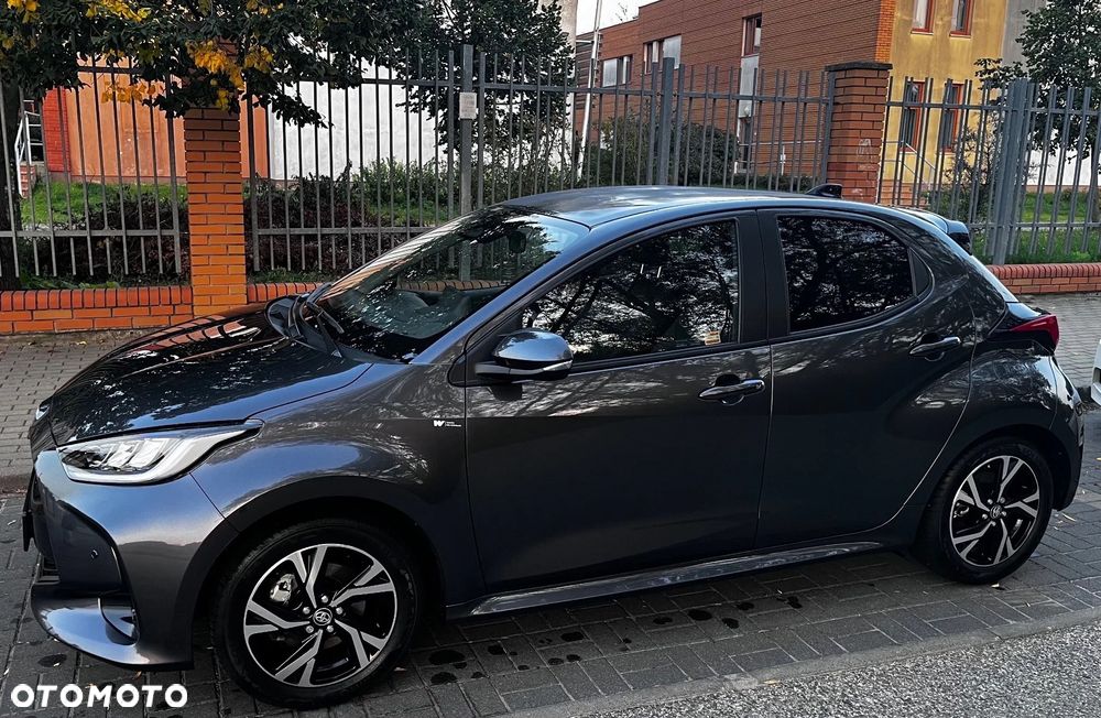 Toyota Yaris - 11