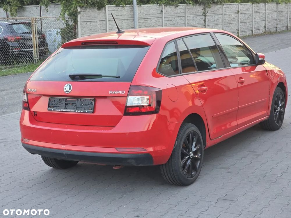 Skoda RAPID 1.6 TDI DPF Ambition - 6