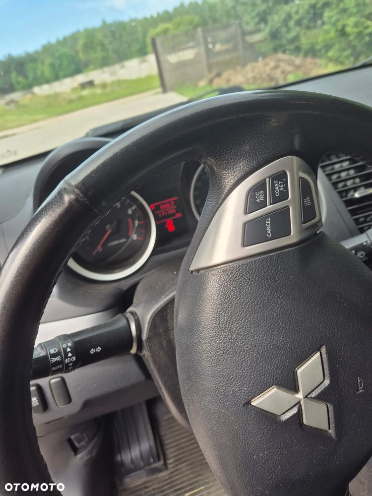 Mitsubishi Lancer 1.8 Invite - 2