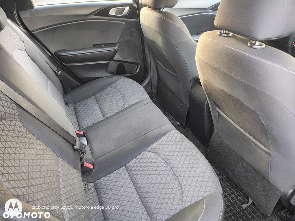 Kia Ceed 1.6 CRDi SCR GT-Line - 14