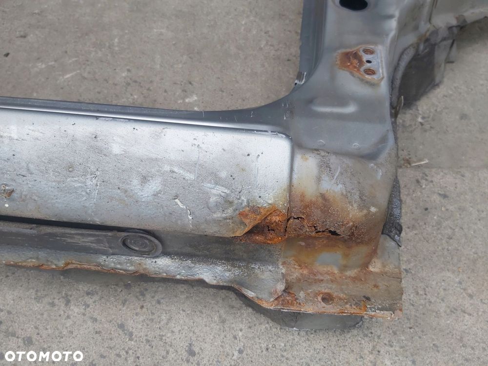 Toyota Yaris II słupek prawy A B próg bok przód - 5