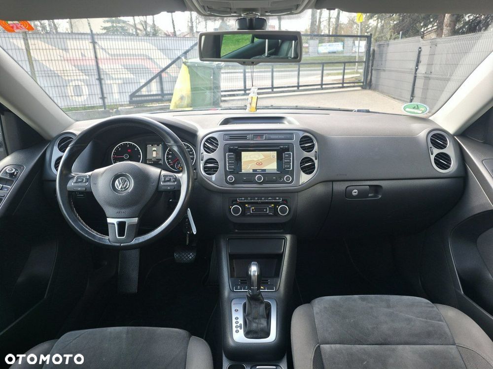 Volkswagen Tiguan - 12