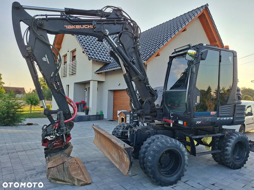 Takeuchi TB295W - 1