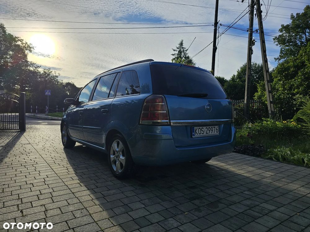 Opel Zafira 1.9 CDTI Edition - 4