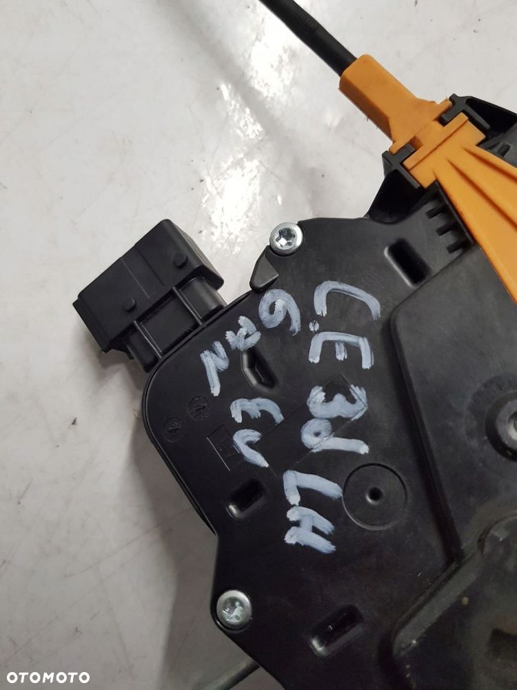 zamek drzwi lewy przód Opel Corsa E 13431841 - 3