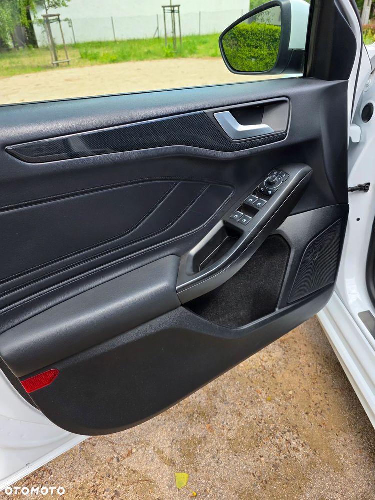 Ford Focus 2.3 EcoBoost ST - 33